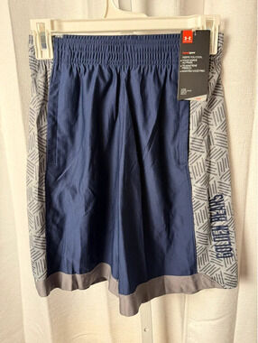 Under Armour Youth HeatGear Athletic Shorts Size M